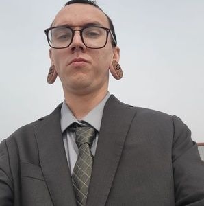 Meet your Posher, Cody